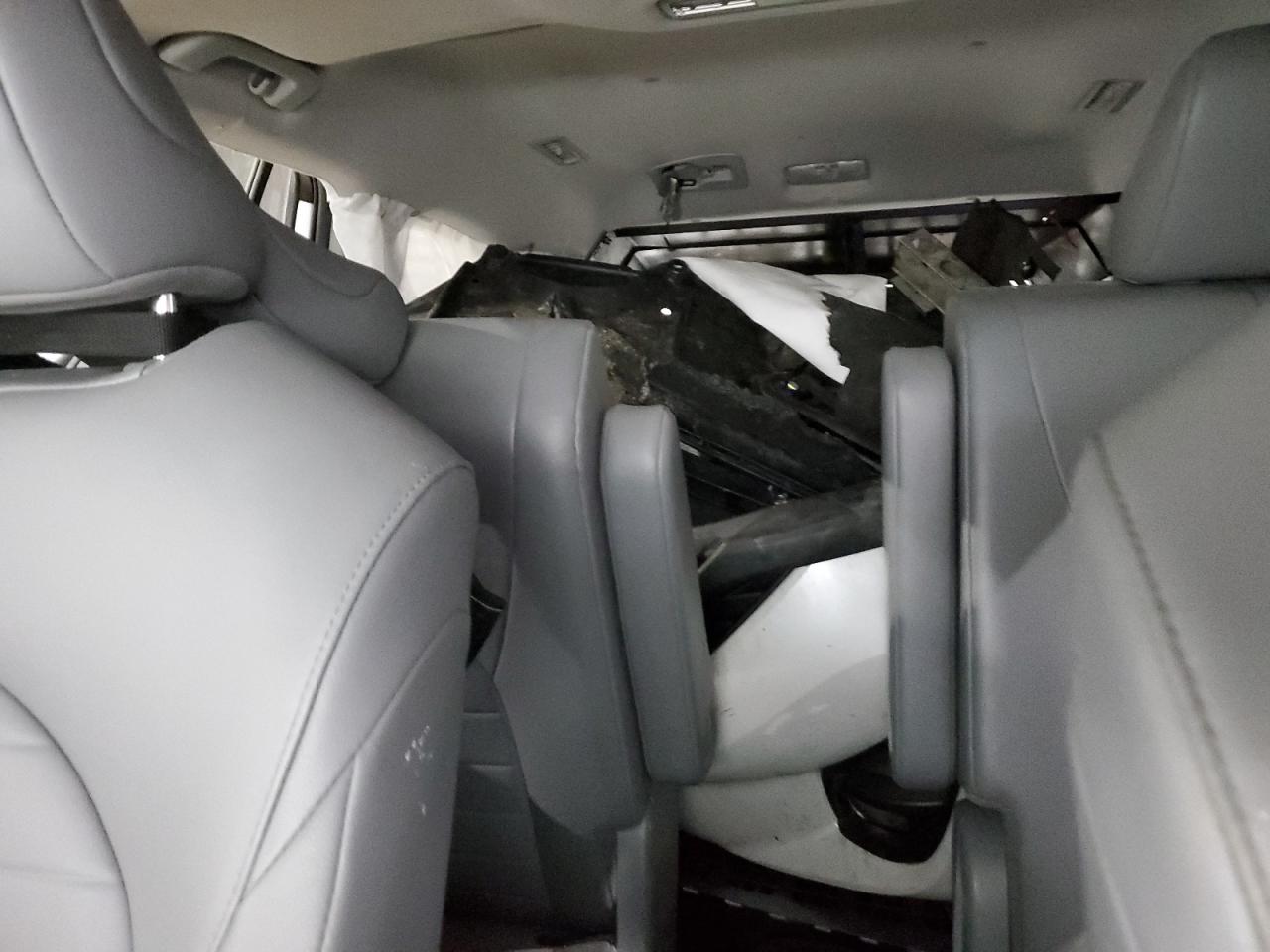 2022 TOYOTA HIGHLANDER HYBRID XLE VIN:5TDGBRCH1NS542257