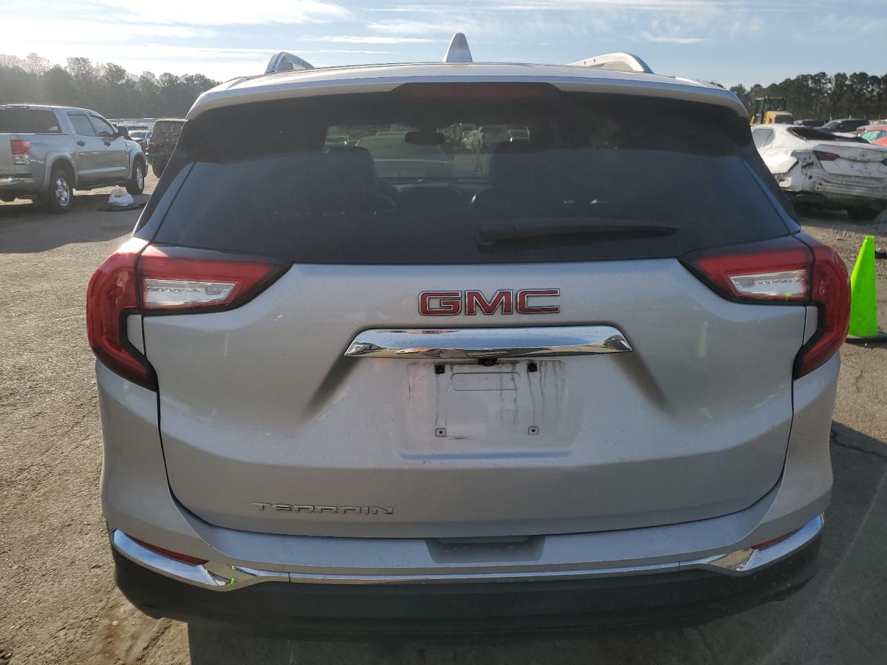 2022 GMC TERRAIN SLT VIN:3GKALPEV2NL100981