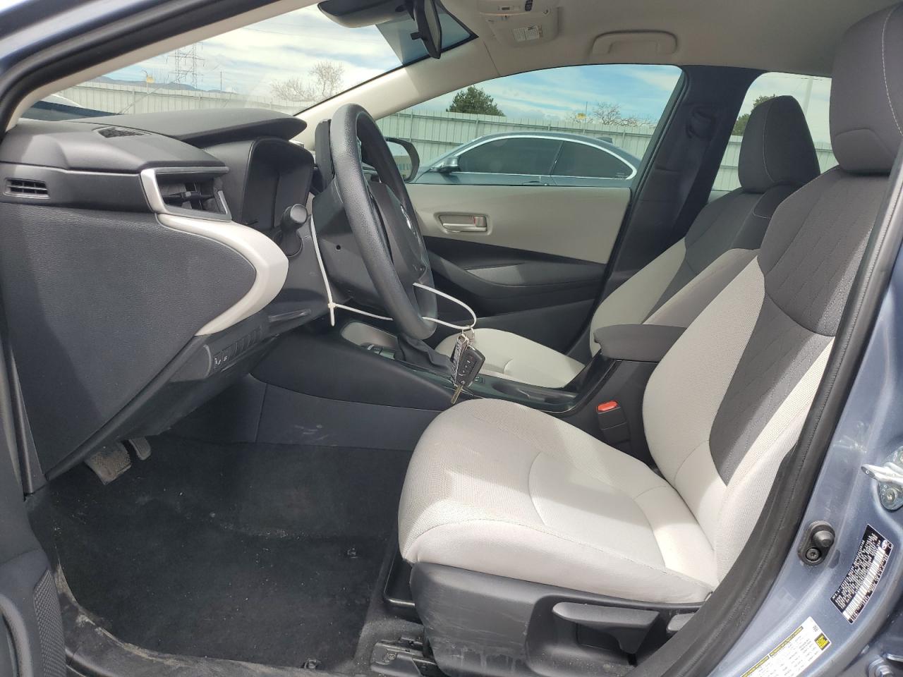 2022 TOYOTA COROLLA LE VIN:5YFEPMAE6NP389758