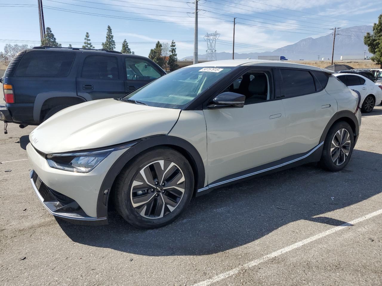 2024 KIA EV6 LIGHT VIN:KNDC3DLC8R5214848