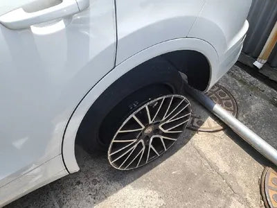 2015 Porsche Cayenne VIN: