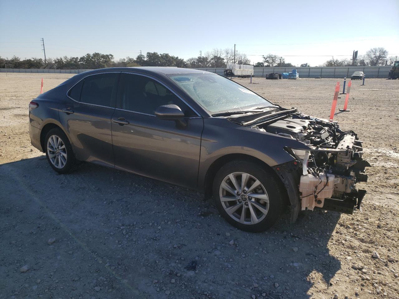2022 TOYOTA CAMRY LE VIN:4T1C11AK0NU686634