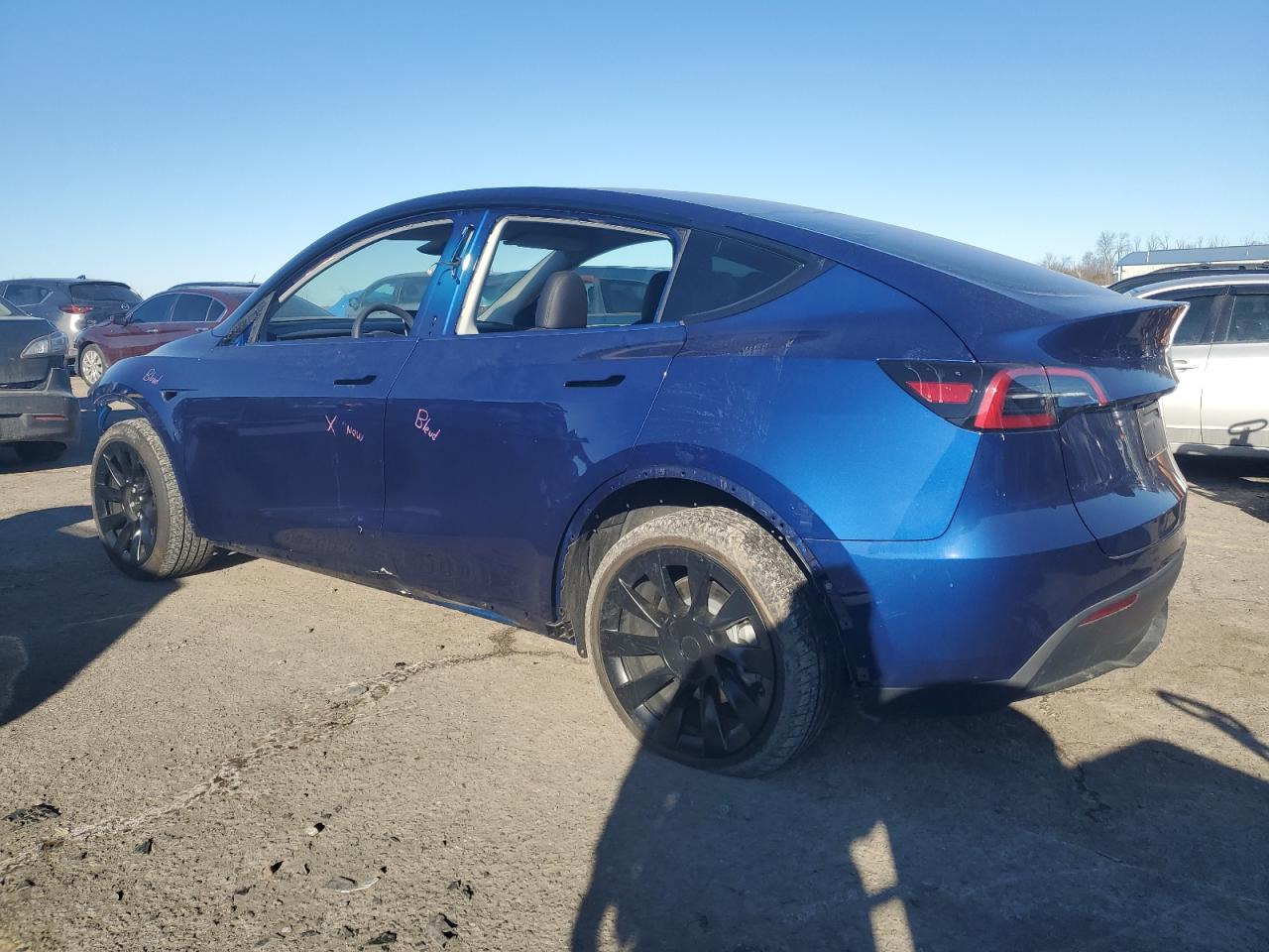 2023 TESLA MODEL Y  VIN:7SAYGDEE0PA196351
