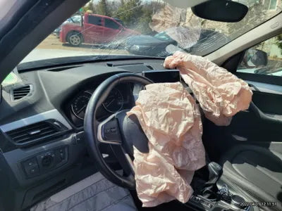 2016 BMW 118 WBAHT9107G5F16608 VIN:WBAHT9107G5F16608