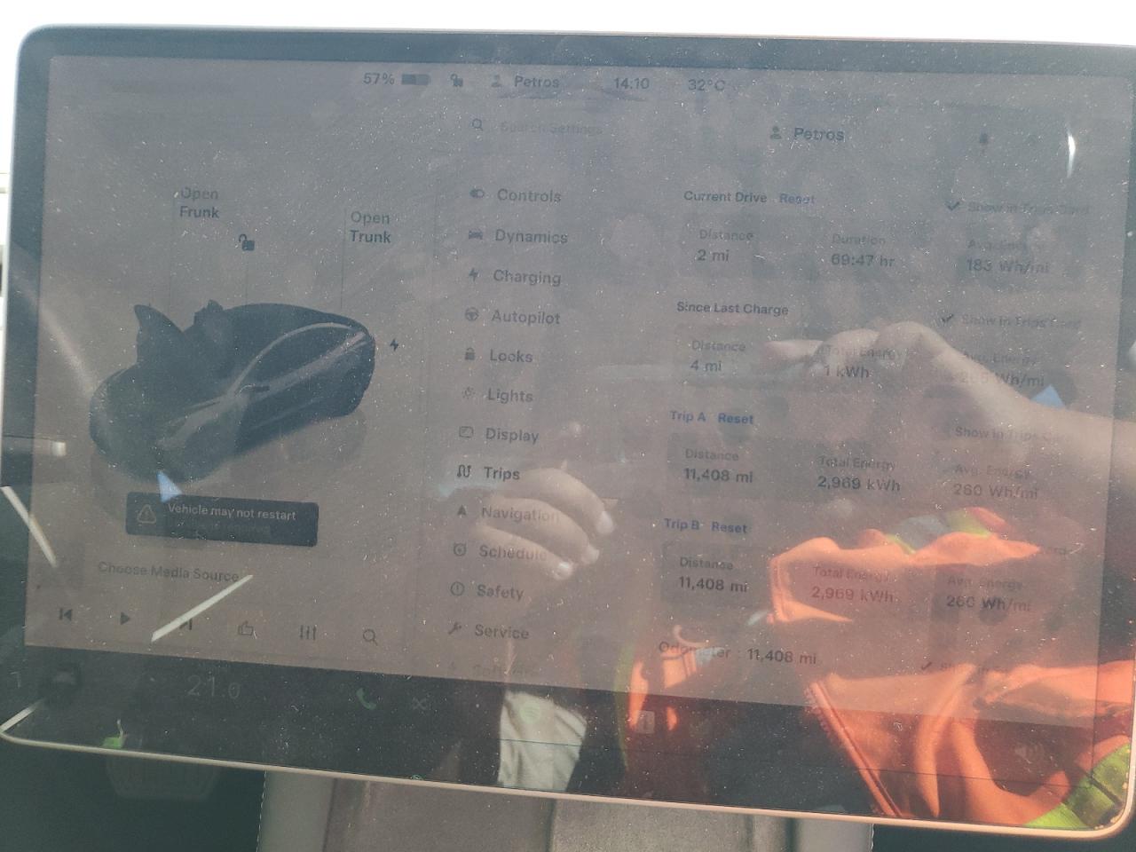 2023 TESLA MODEL 3  VIN:5YJ3E1EAXPF500300