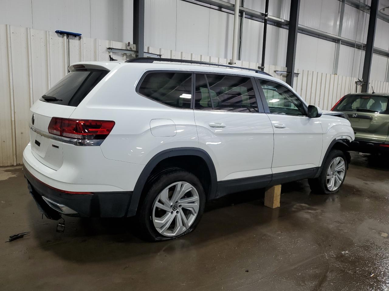 2022 VOLKSWAGEN ATLAS SE VIN:1V2HR2CA1NC516123