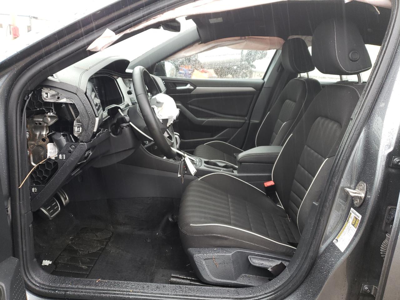 2024 VOLKSWAGEN JETTA SPORT VIN:3VWBM7BU9RM092190