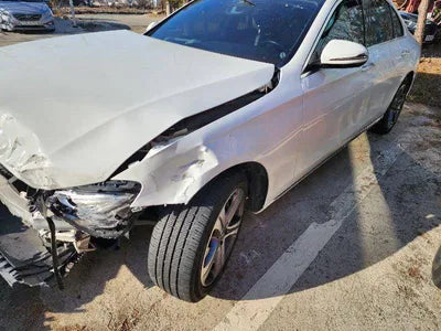 2019 Mercedes-Benz E 220 VIN: