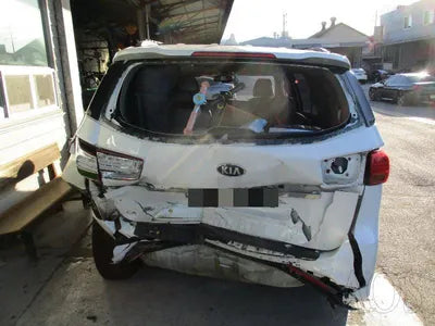 2016 Kia Carnival VIN: