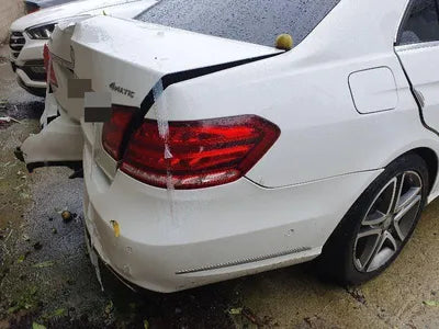 2015 Mercedes-Benz E 300 VIN: