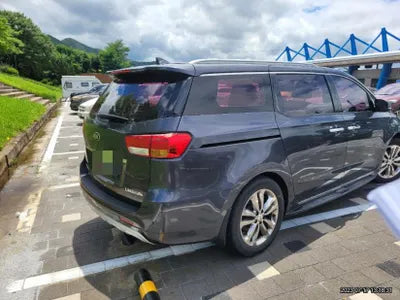 2015 Kia Carnival VIN: