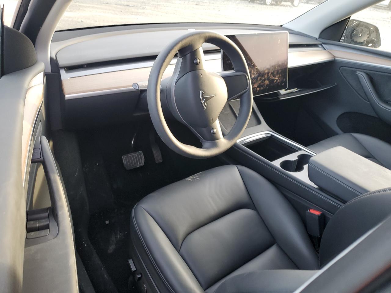 2023 TESLA MODEL Y  VIN:7SAYGDEE2PA099975