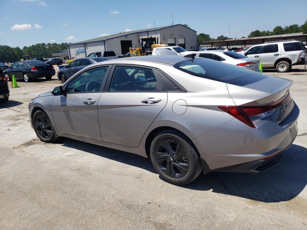 2023 HYUNDAI ELANTRA SEL VIN:KMHLM4AG0PU538071