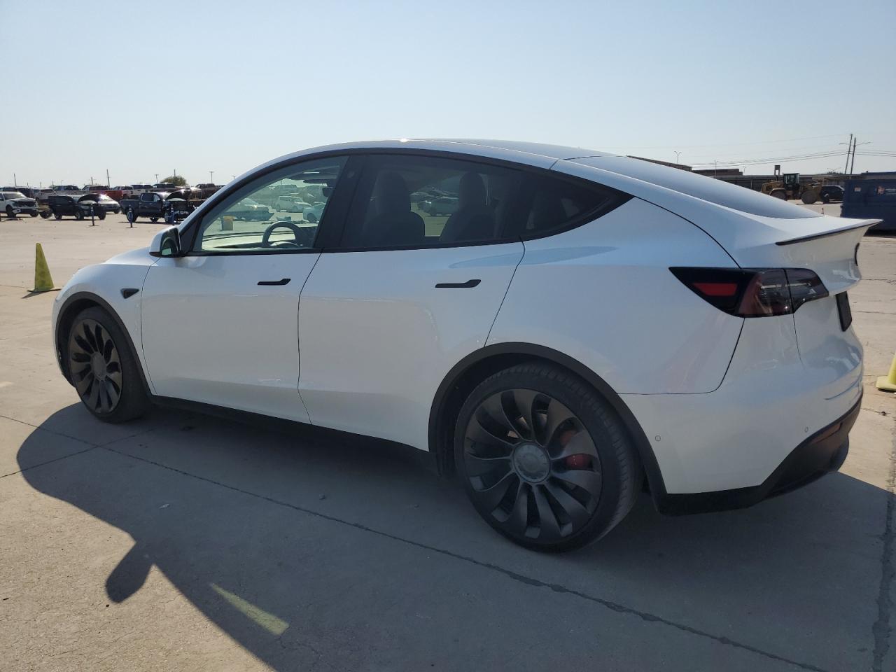 2022 TESLA MODEL Y  VIN:7SAYGDEF4NF468604