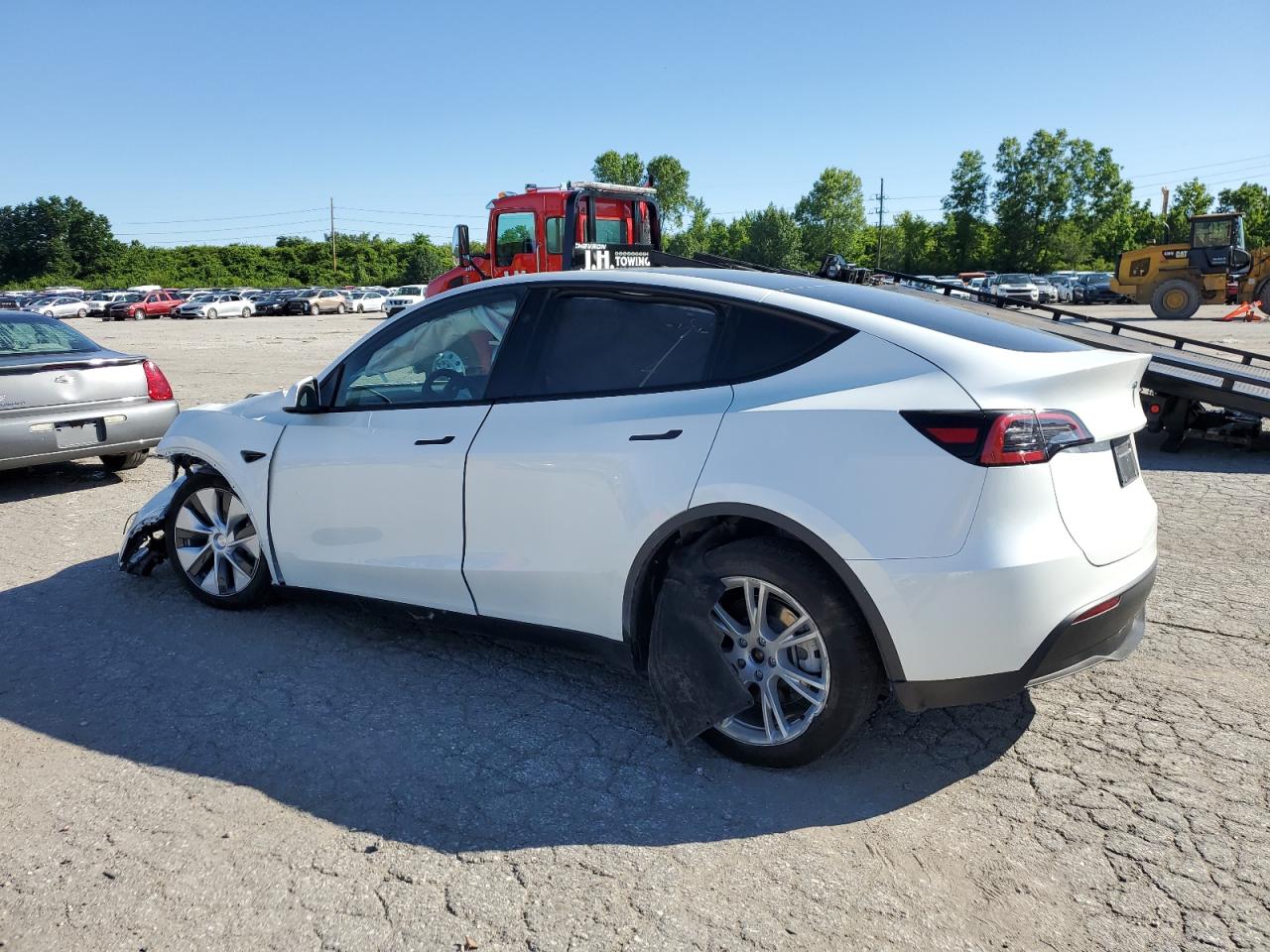 2023 TESLA MODEL Y  VIN:7SAYGDEE2PF807368