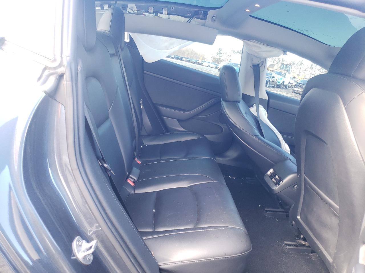 2022 TESLA MODEL 3  VIN:5YJ3E1EB2NF344453