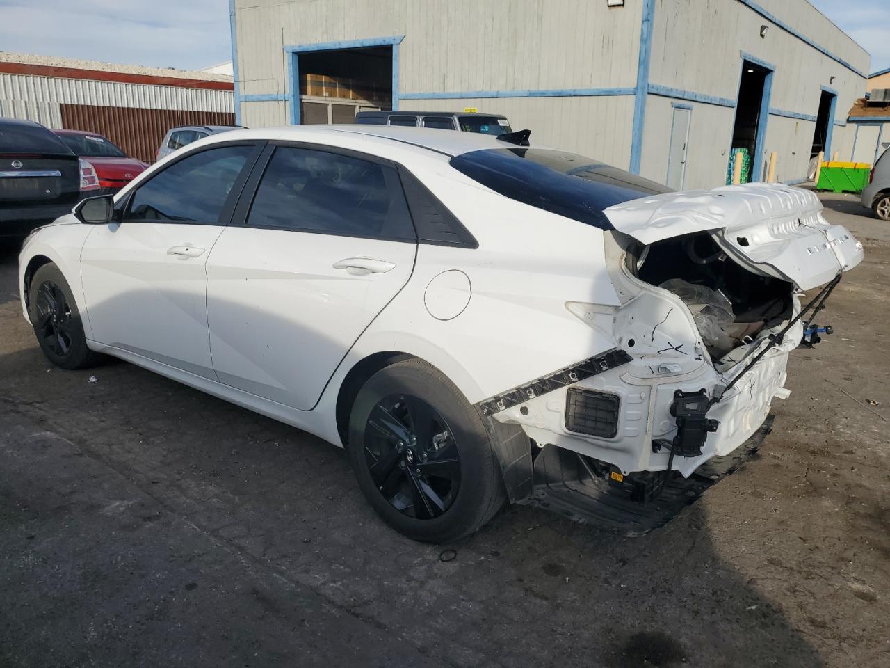 2023 HYUNDAI ELANTRA BLUE VIN:KMHLM4AJ7PU039313