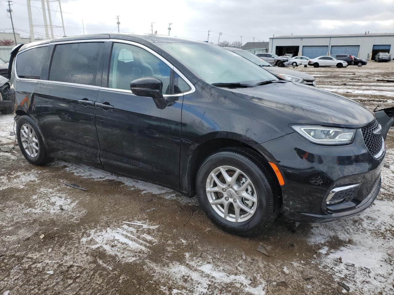 2024 CHRYSLER PACIFICA TOURING L VIN:2C4RC1BG7RR166100