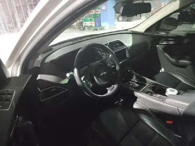 2017 Jaguar F-Pace VIN: