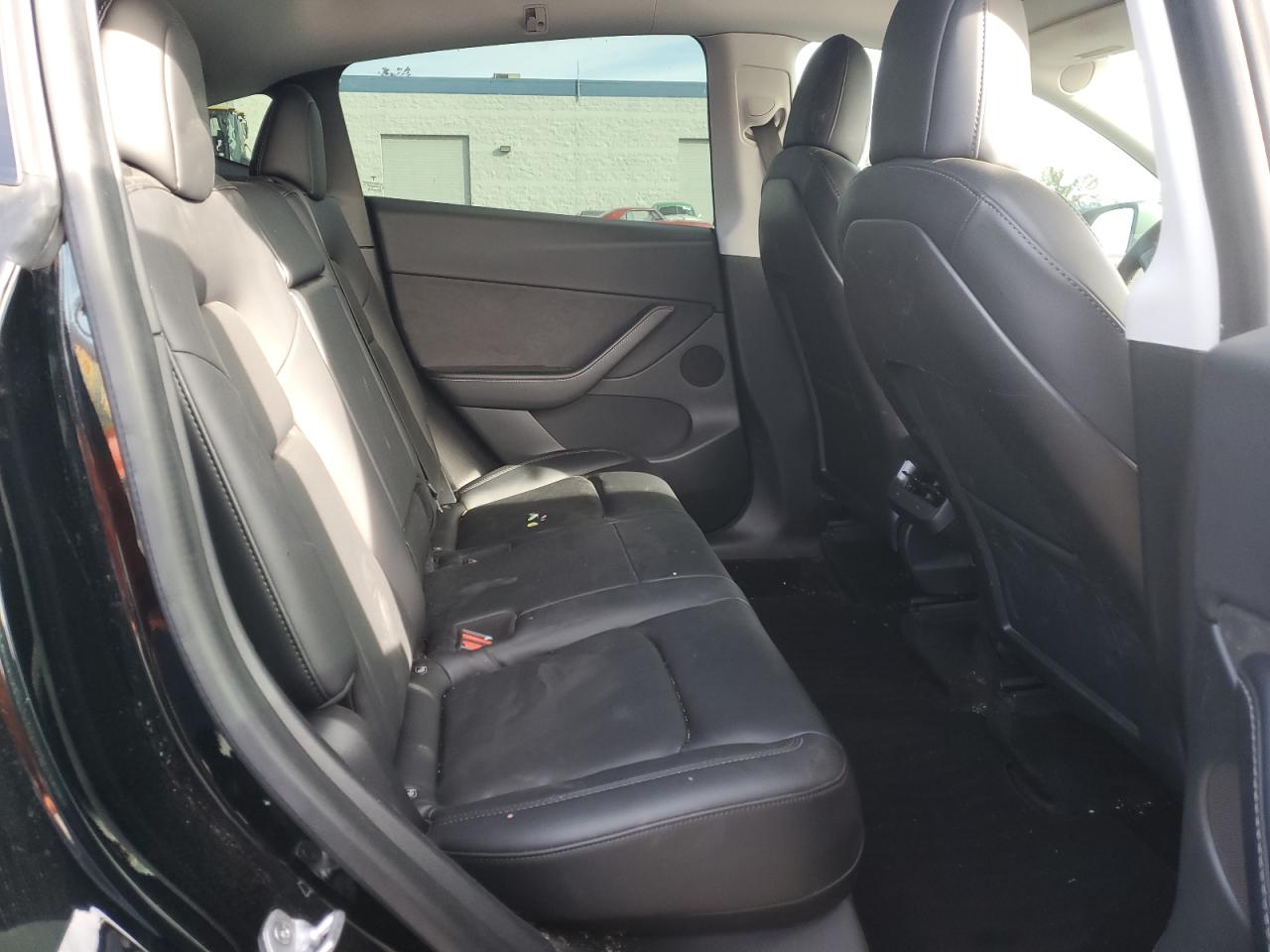 2022 TESLA MODEL Y  VIN:7SAYGDEE3NF351619