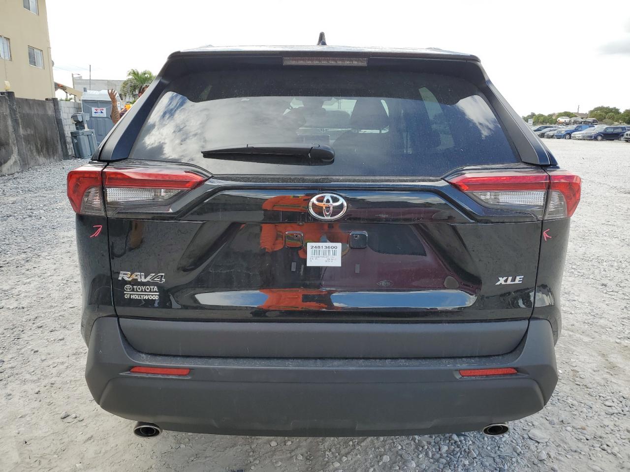 2024 TOYOTA RAV4 XLE VIN:2T3W1RFV0RC291463