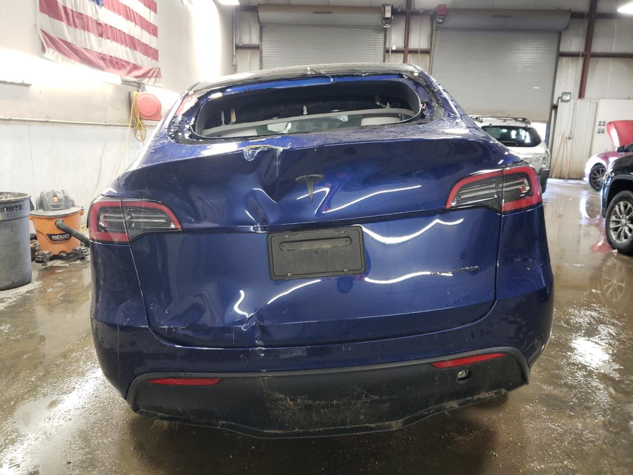 2022 TESLA MODEL Y  VIN:7SAYGDEE3NF439201