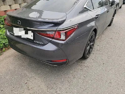 2022 Lexus ES 300 VIN: