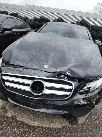 2019 Mercedes-Benz E 220 VIN: