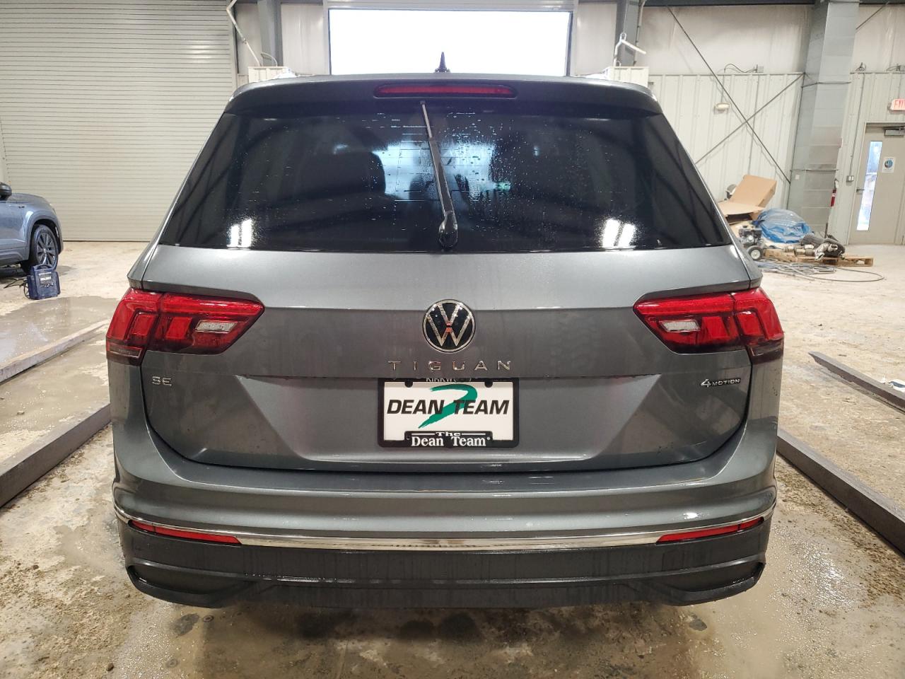 2024 VOLKSWAGEN TIGUAN SE VIN:3VV2B7AX3RM173952