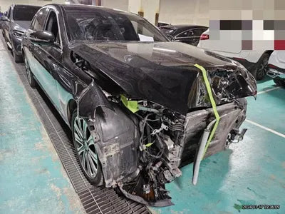 2018 Mercedes-Benz E 400 VIN: