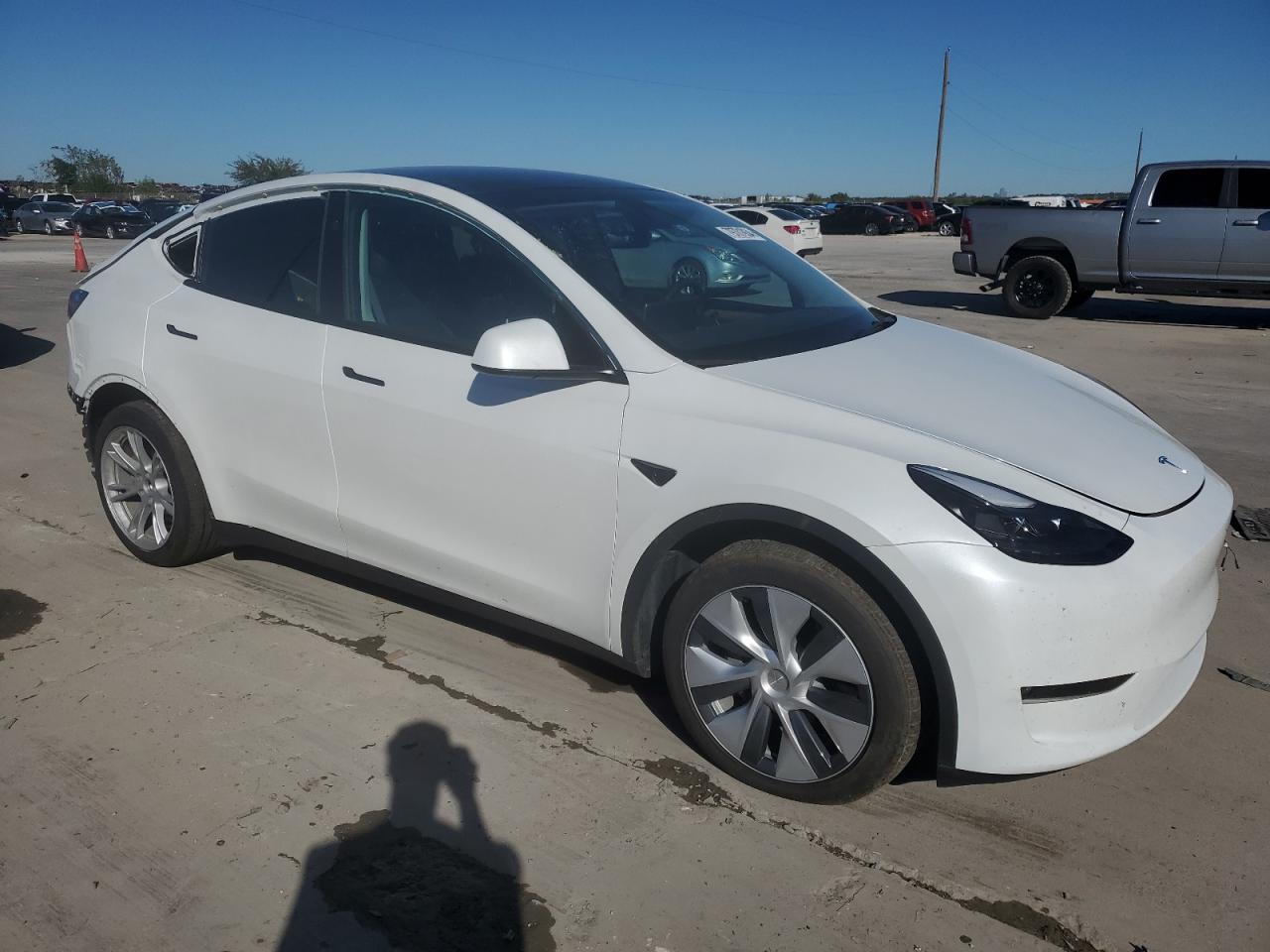 2023 TESLA MODEL Y  VIN:7SAYGDEE6PA173219