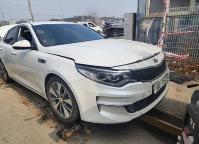 2017 Kia K5 KNAGX411BHA138121 VIN:KNAGX411BHA138121