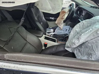 2016 Volvo V40 YV1MVA8KDG2303186 VIN:YV1MVA8KDG2303186