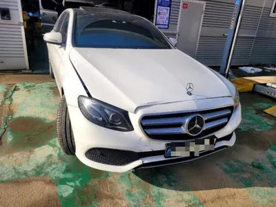 2016 Mercedes-Benz E 220 VIN: