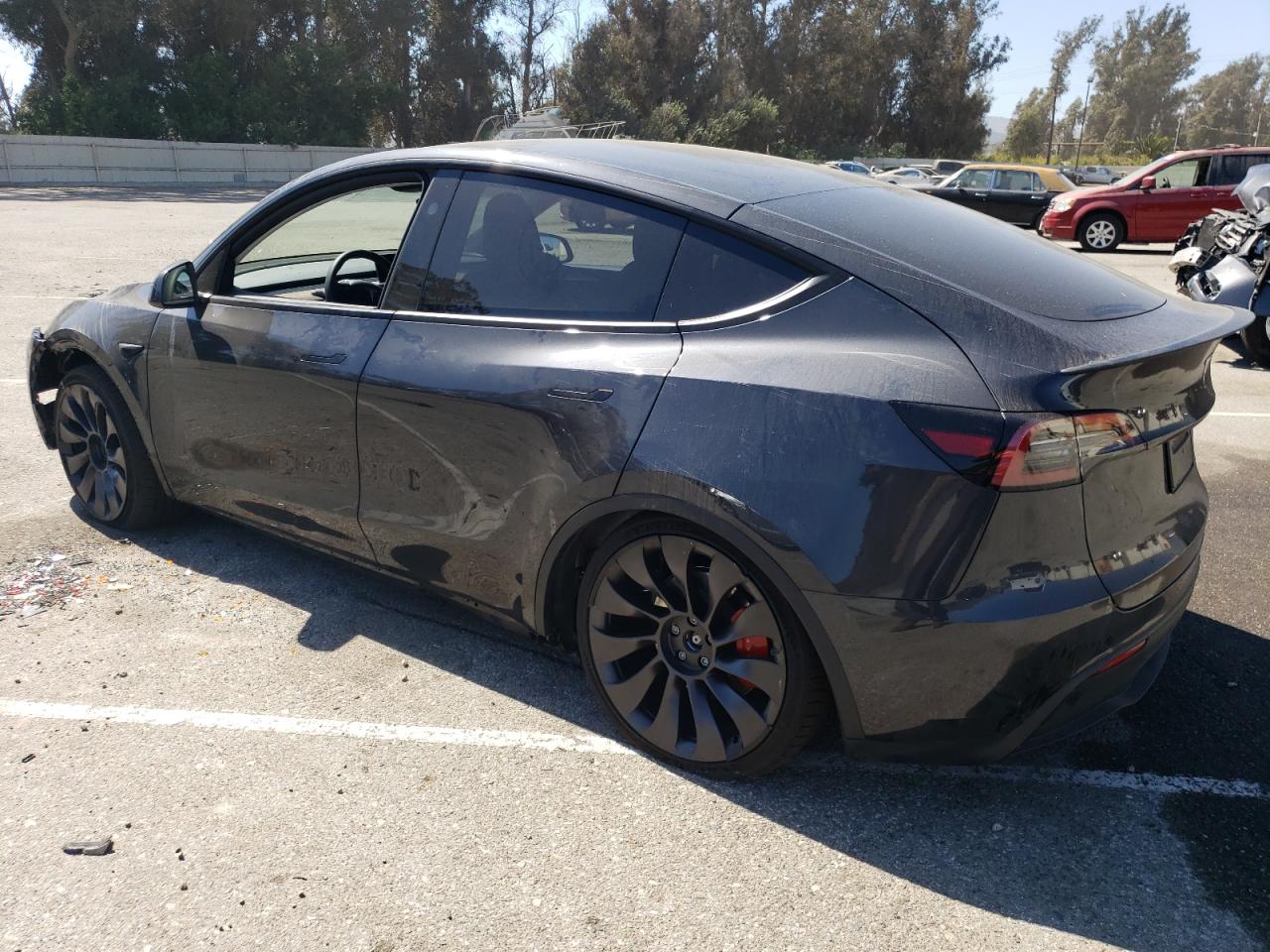 2024 TESLA MODEL Y  VIN:7SAYGDEF1RF047705