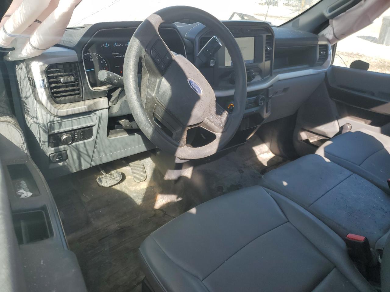 2022 FORD F150  VIN:1FTMF1EB5NKE26035