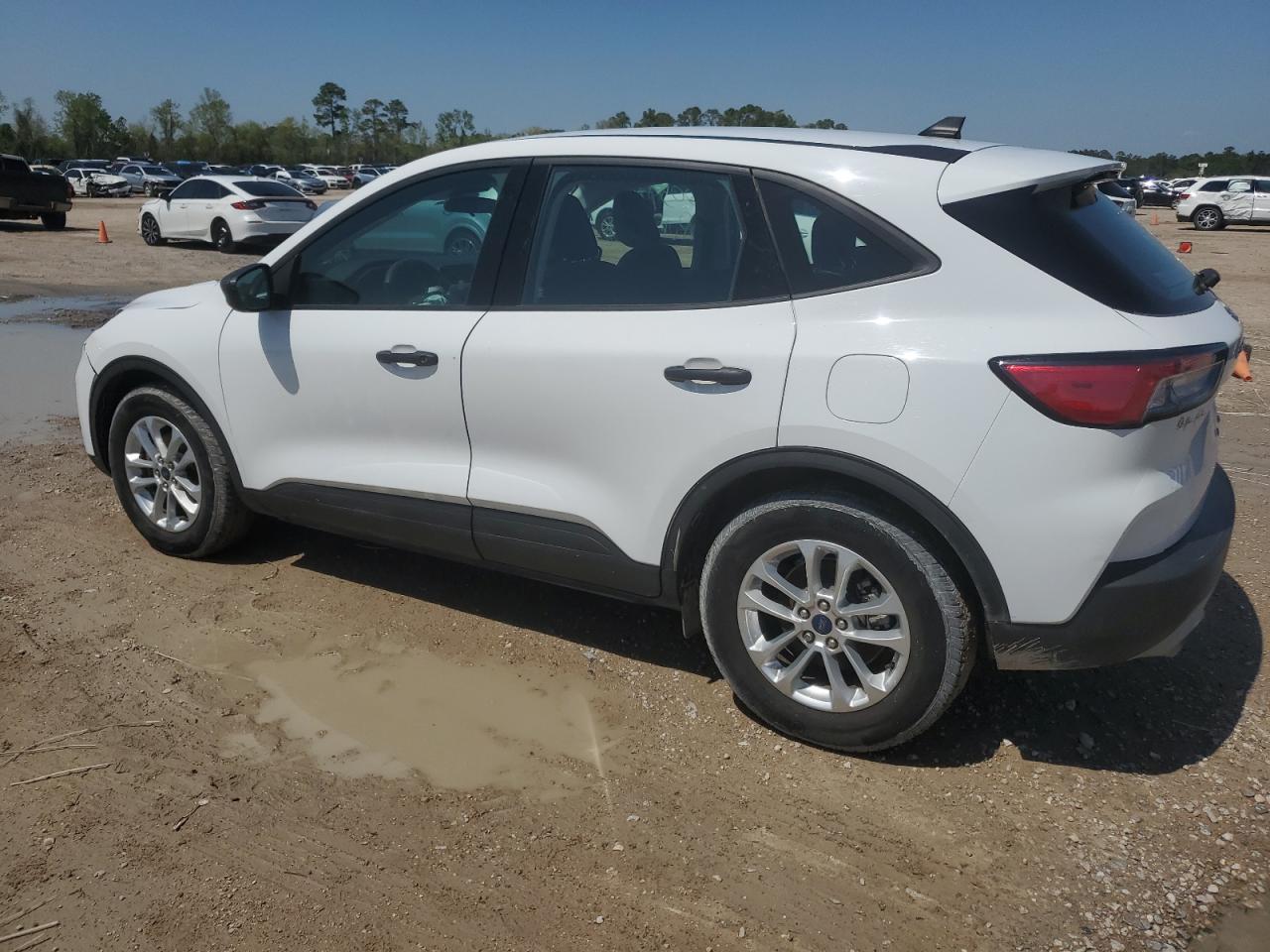 2022 FORD ESCAPE S VIN:1FMCU0F62NUA02440