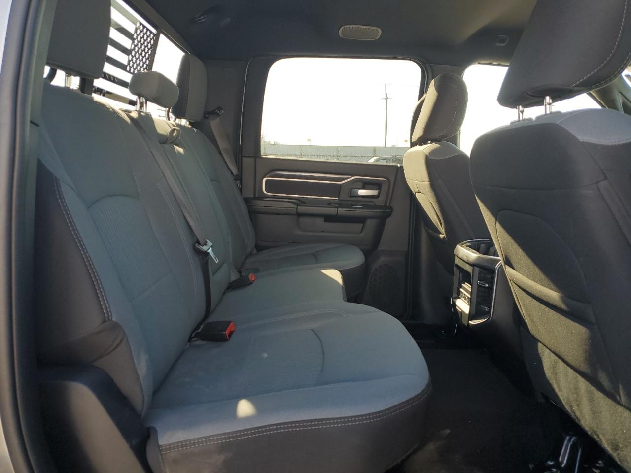 2024 RAM 2500 BIG HORN VIN:3C6UR5DL5RG324473