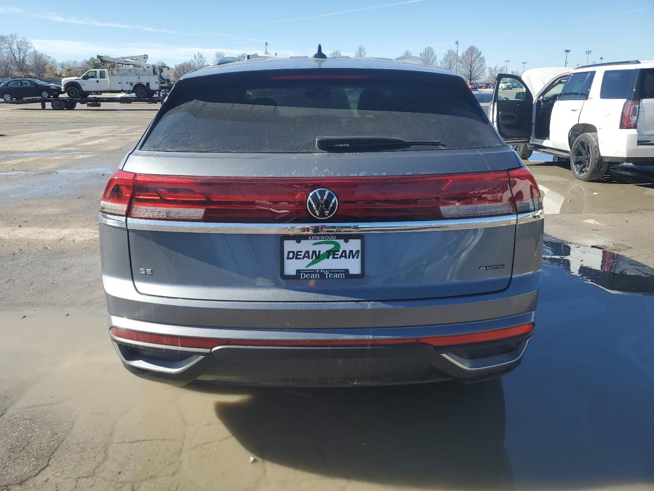 2024 VOLKSWAGEN ATLAS CROSS SPORT SE VIN:1V2LE2CAXRC257420