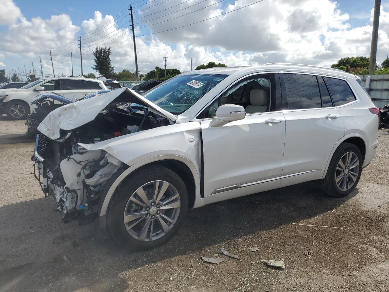 2022 CADILLAC XT6 PREMIUM LUXURY VIN:1GYKPCRS8NZ170808