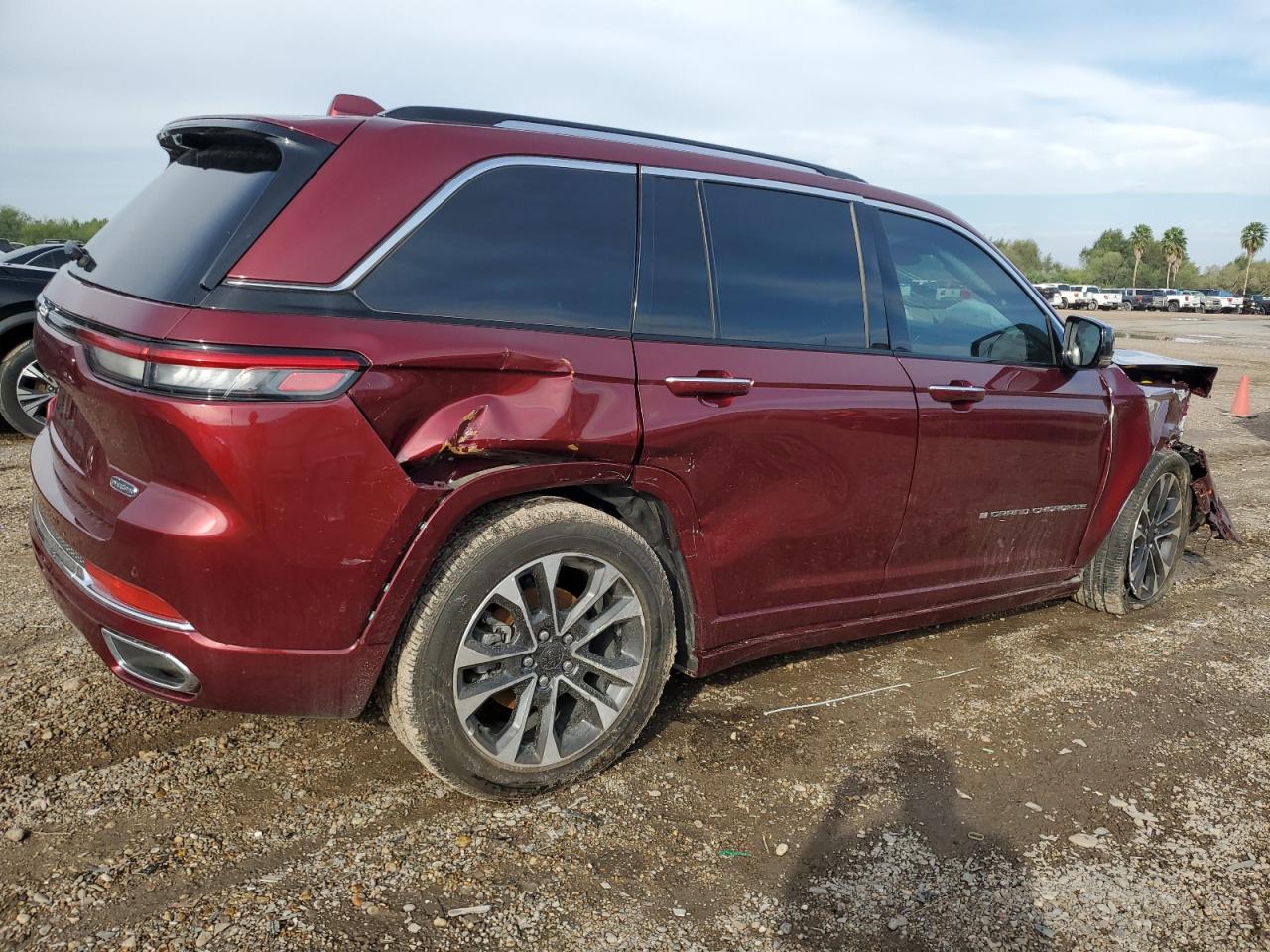 2022 JEEP GRAND CHEROKEE OVERLAND VIN:1C4RJHDG9N8530986