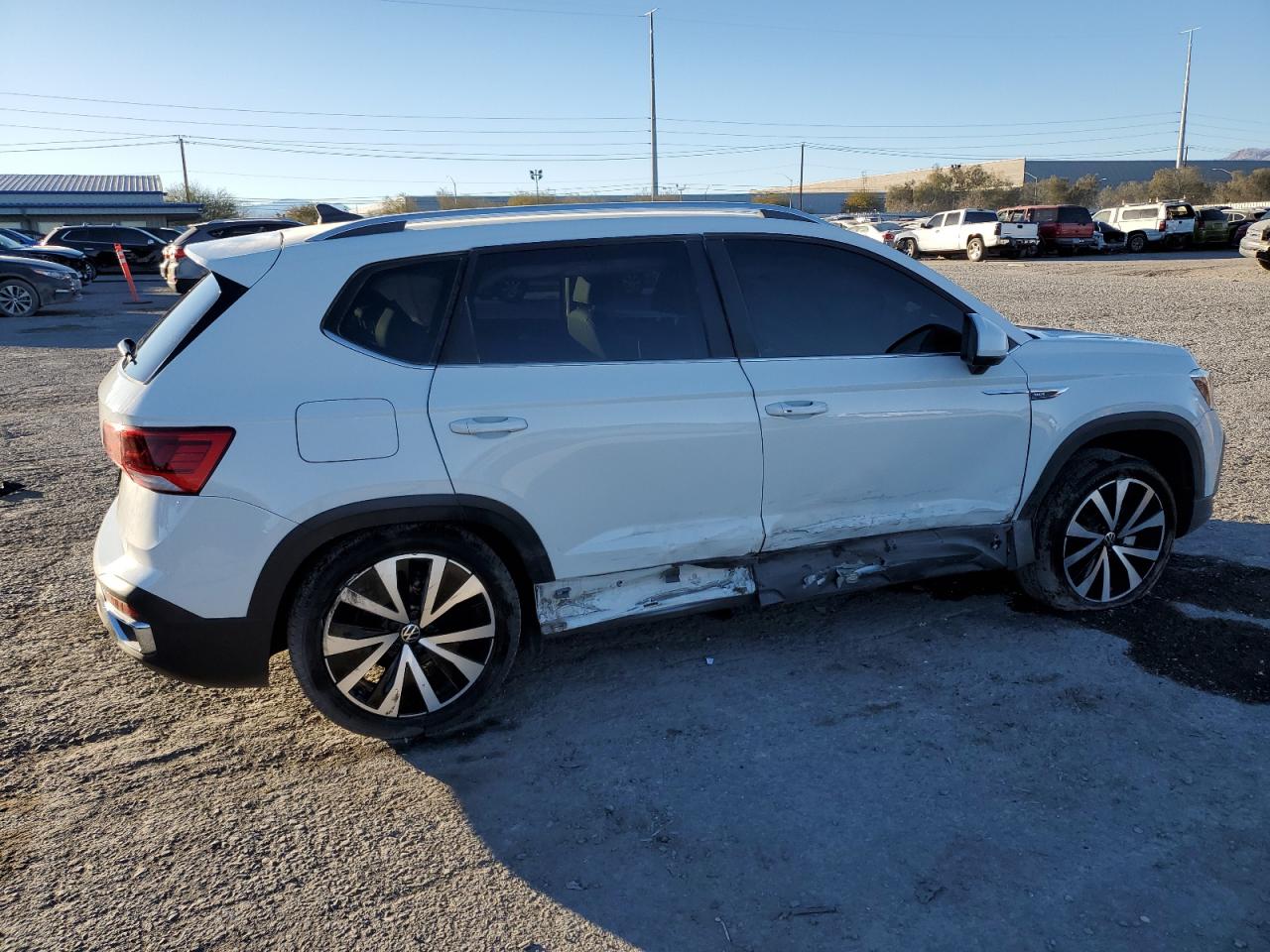 2024 VOLKSWAGEN TAOS SE VIN:3VVEX7B24RM002595