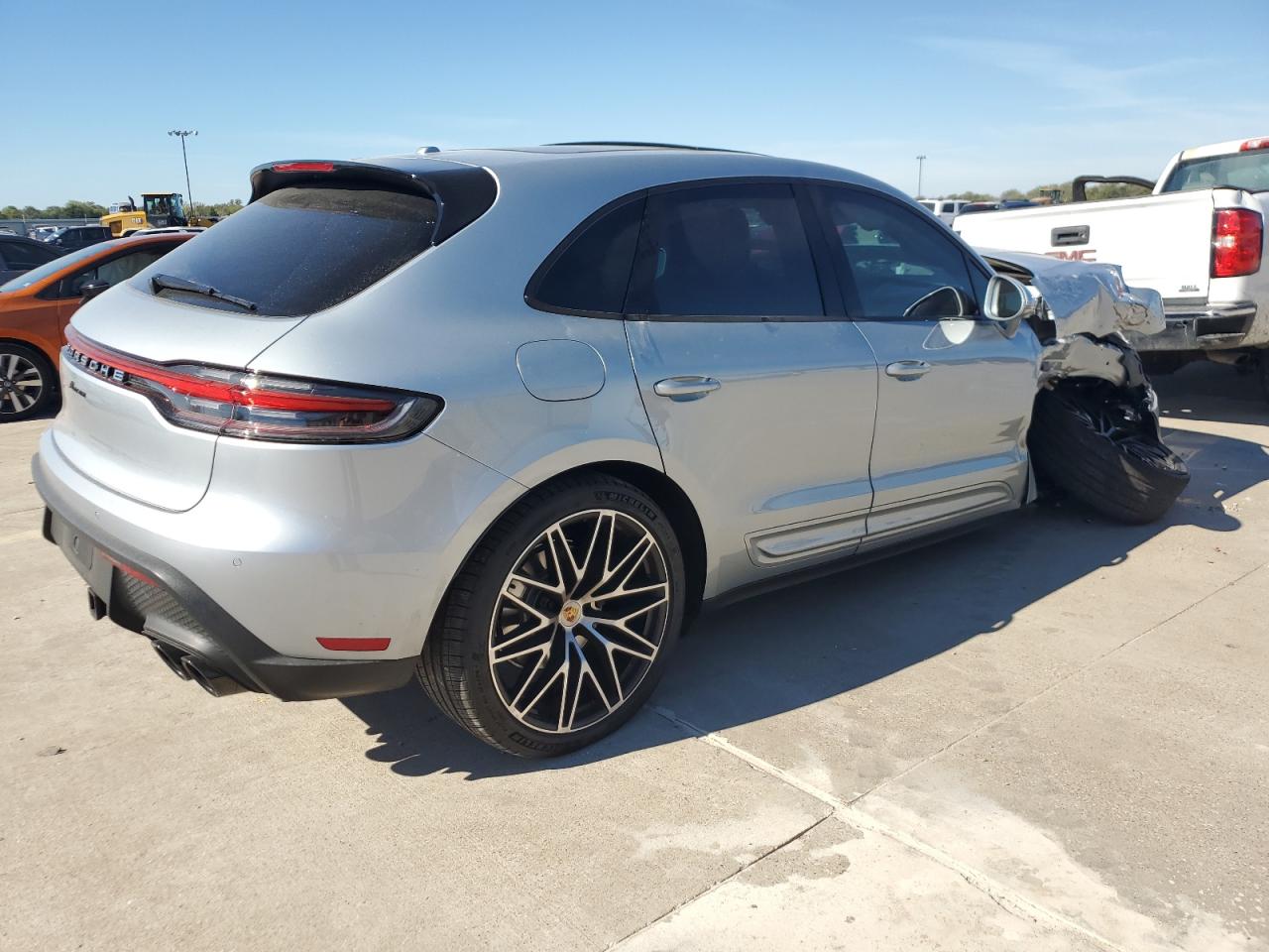 2024 PORSCHE MACAN BASE VIN:WP1AA2A58RLB11235