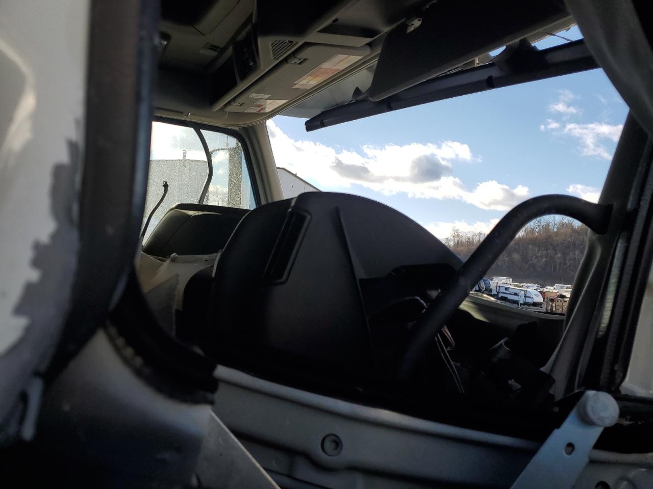 2024 VOLVO VN VNL VIN:4V4NC9EH5RN637566