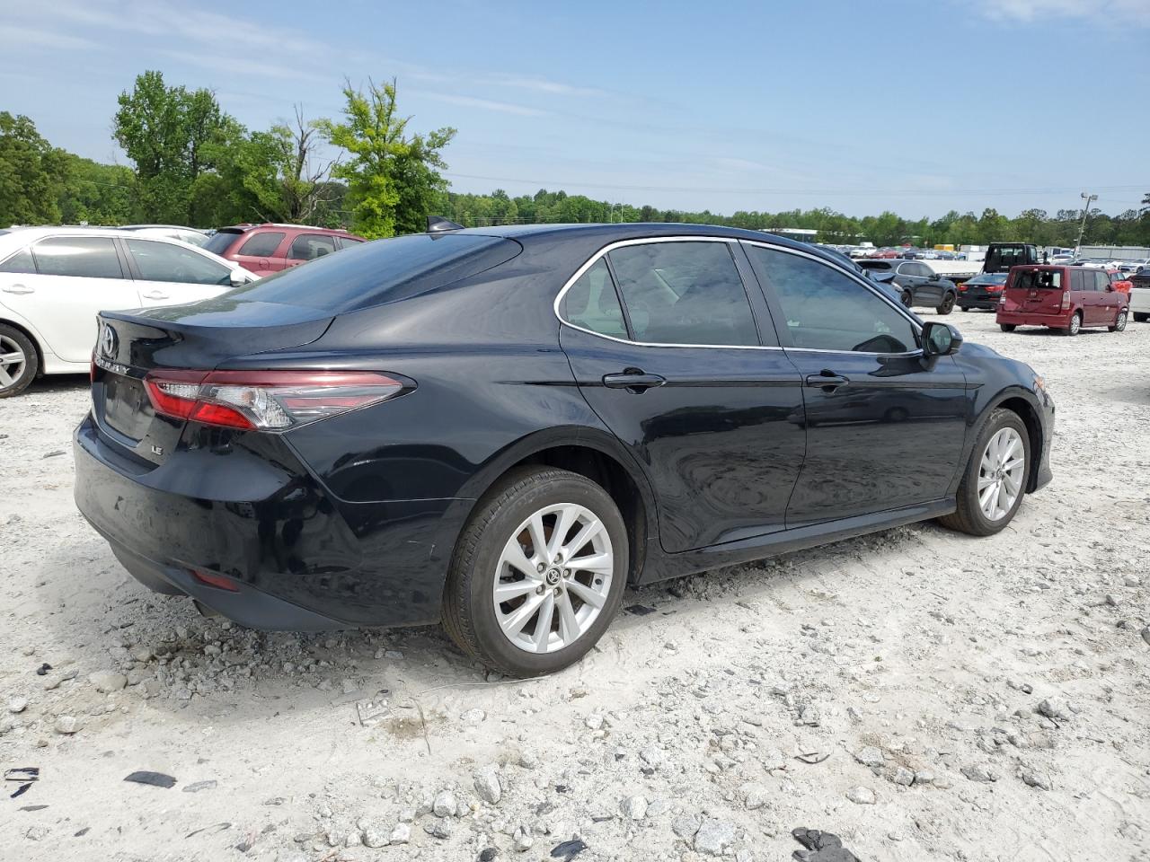 2022 TOYOTA CAMRY LE VIN:4T1C11AK9NU658931