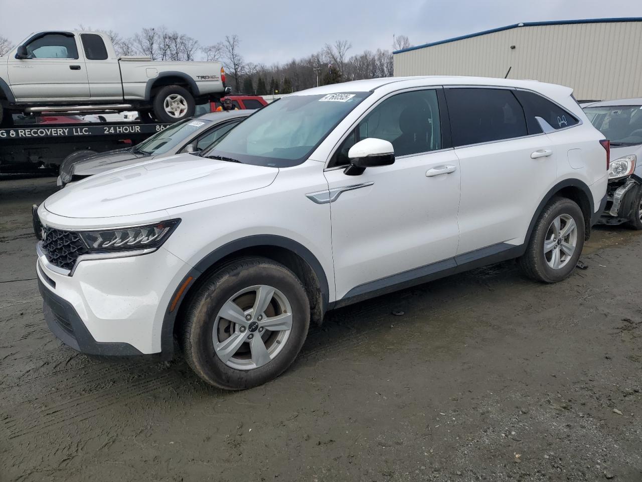 2022 KIA SORENTO LX VIN:1HGCP26328A080172