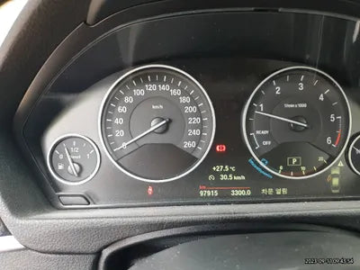 2018 BMW 320 WBA8C9109JA015330 VIN:WBA8C9109JA015330