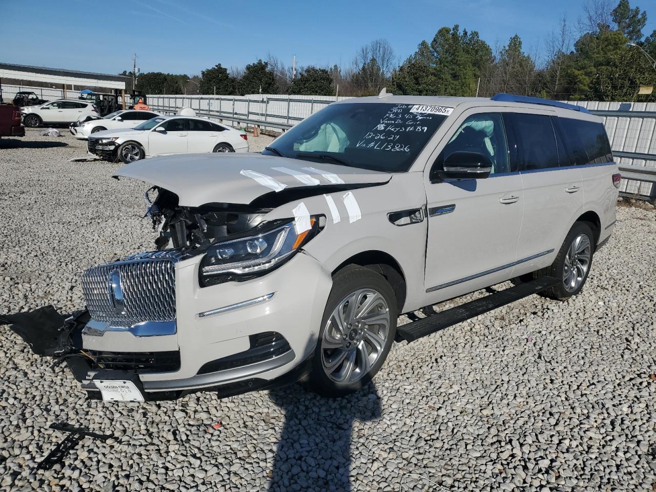 2024 LINCOLN NAVIGATOR  VIN:1C6RR7FTXKS553633
