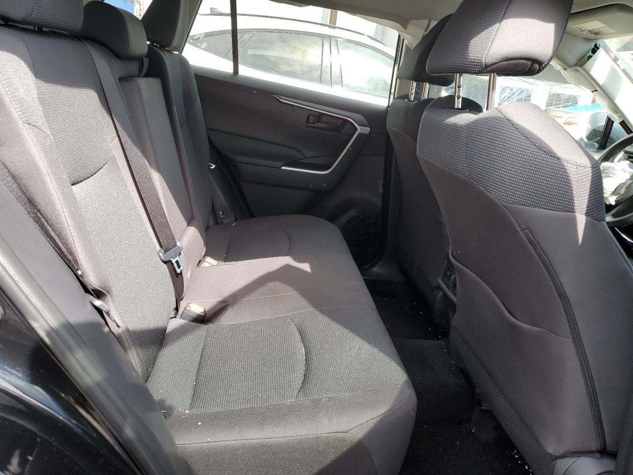 2024 TOYOTA RAV4 LE VIN:2T3F1RFV2RC482401