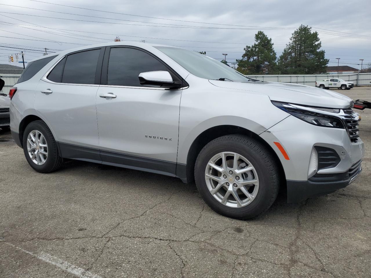 2022 CHEVROLET EQUINOX LT VIN:3GNAXUEV5NL194845